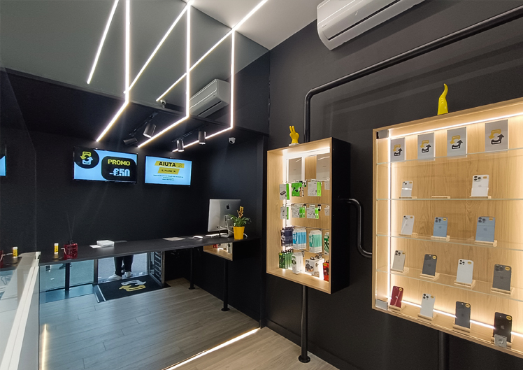 smartphone store
